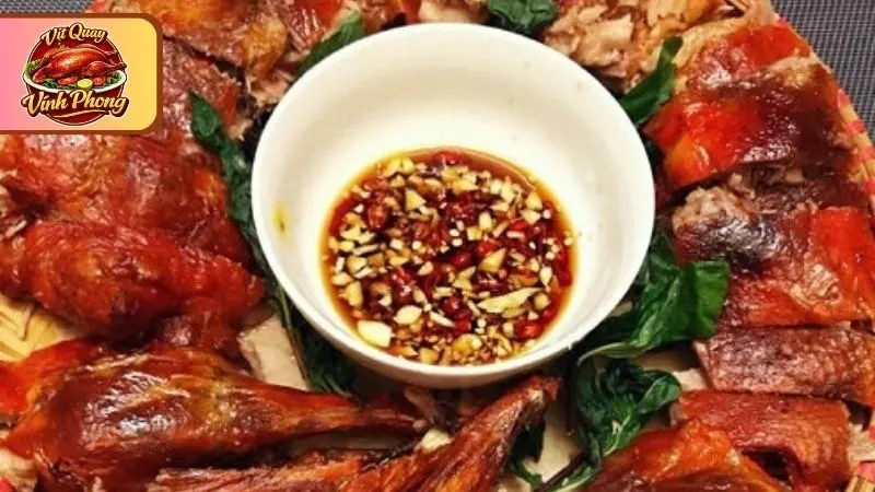 Bí quyết tạo nên hương vị vịt quay Vĩnh Phong