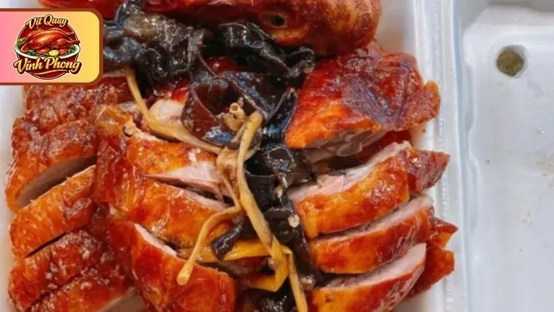 Cập nhật giá bán của vịt quay Vĩnh Phong