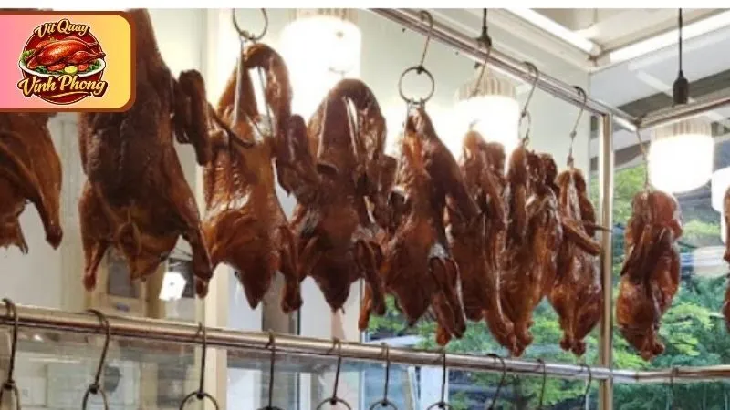 Vịt quay Vĩnh Phong luôn cam kết vệ sinh an toàn thực phẩm