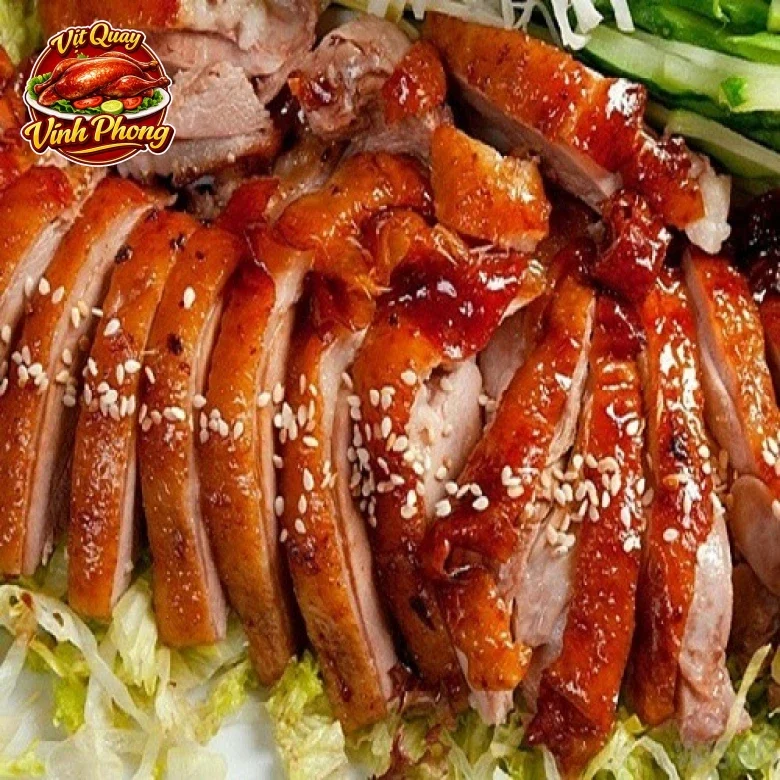 Bí quyết làm bánh mì vịt quay ngon với sốt tiêu đen đậm vị