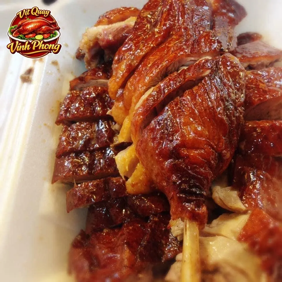 100g Vịt Quay Bao Nhiêu Calo?