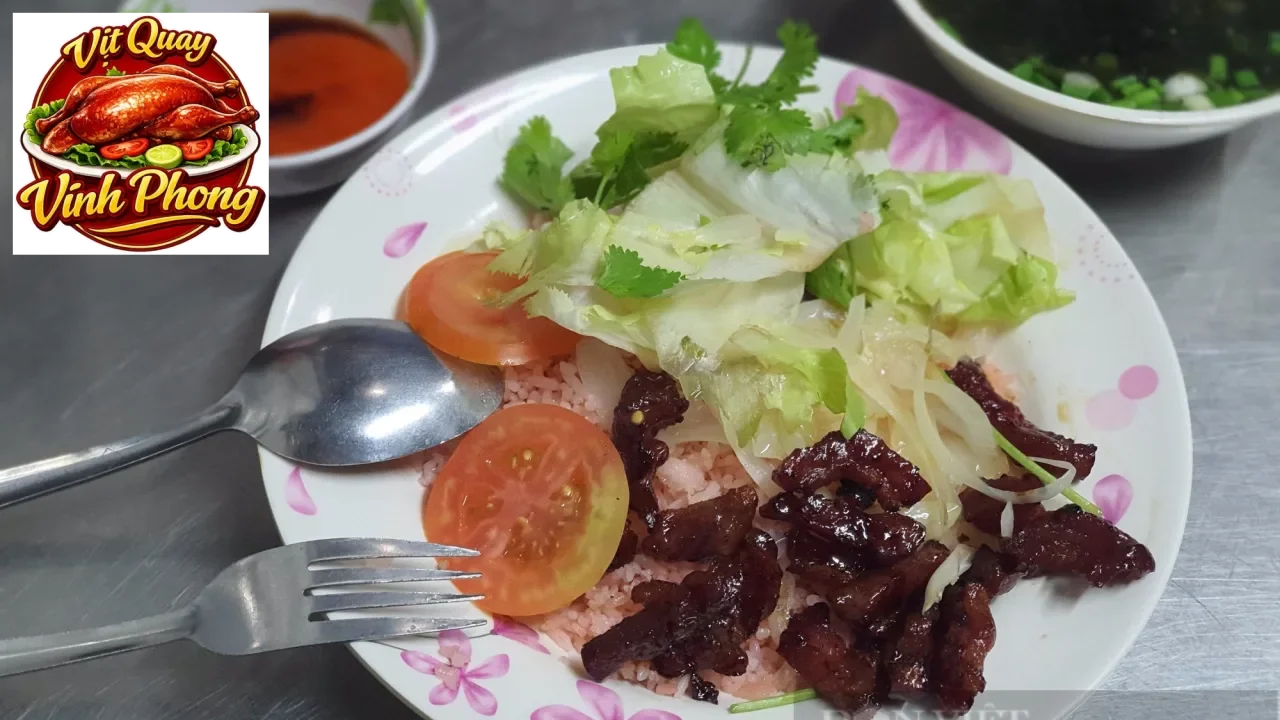 CƠM CHIÊN LẠP VỊT CHUẨN VỊ TRUNG HOA