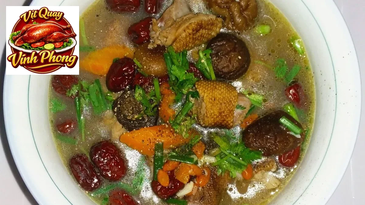 Vịt quay nguyên con vàng giòn – món ăn truyền thống hấp dẫn